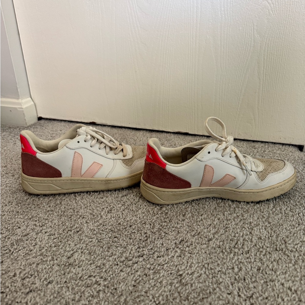 Veja Women's White and Pink Accent Sneakers